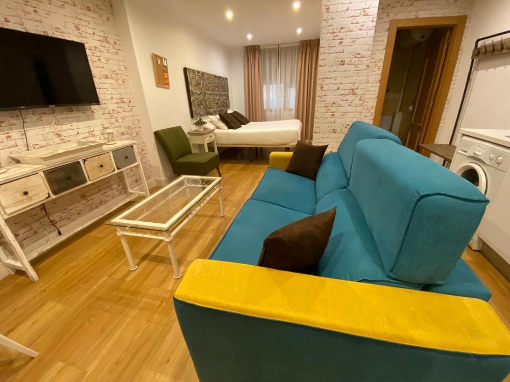 Apartamentos Sevilla Palace エクステリア 写真