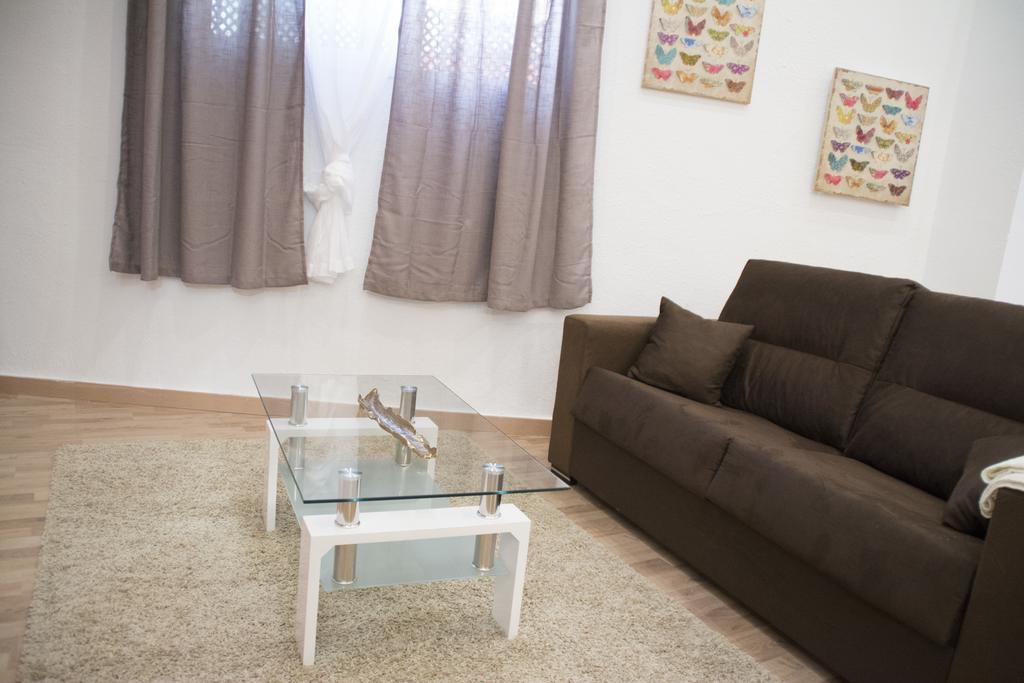 Apartamentos Sevilla Palace エクステリア 写真