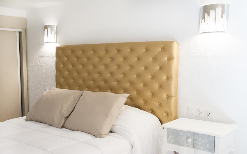 Apartamentos Sevilla Palace エクステリア 写真